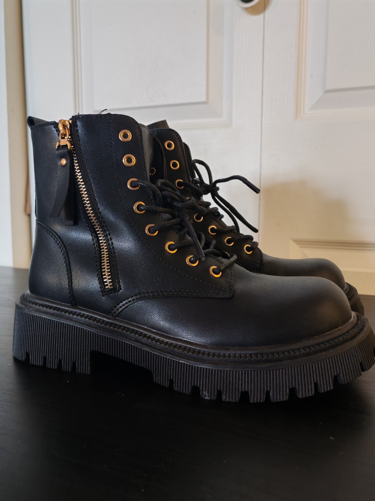 Black Combat Boots with Side Zippers Size 40