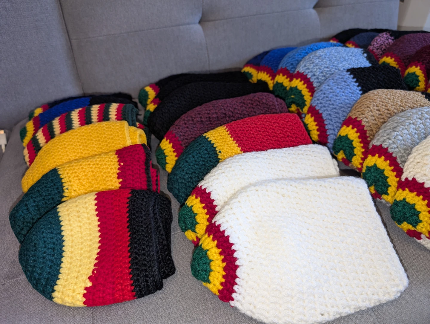 Crocheted Beanies - Rasta Colours and Solid - photo 4