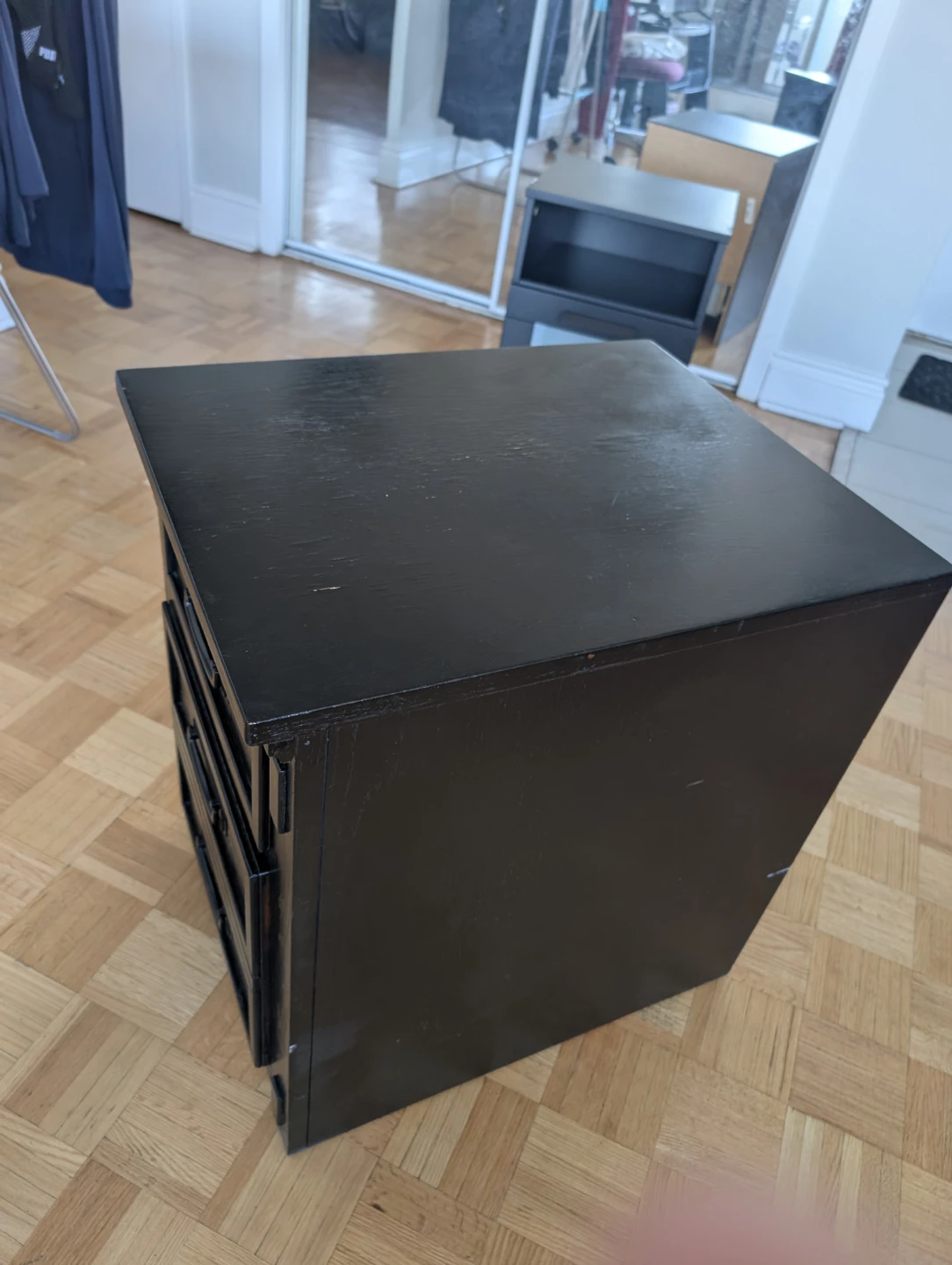 Side table with drawers - photo 3