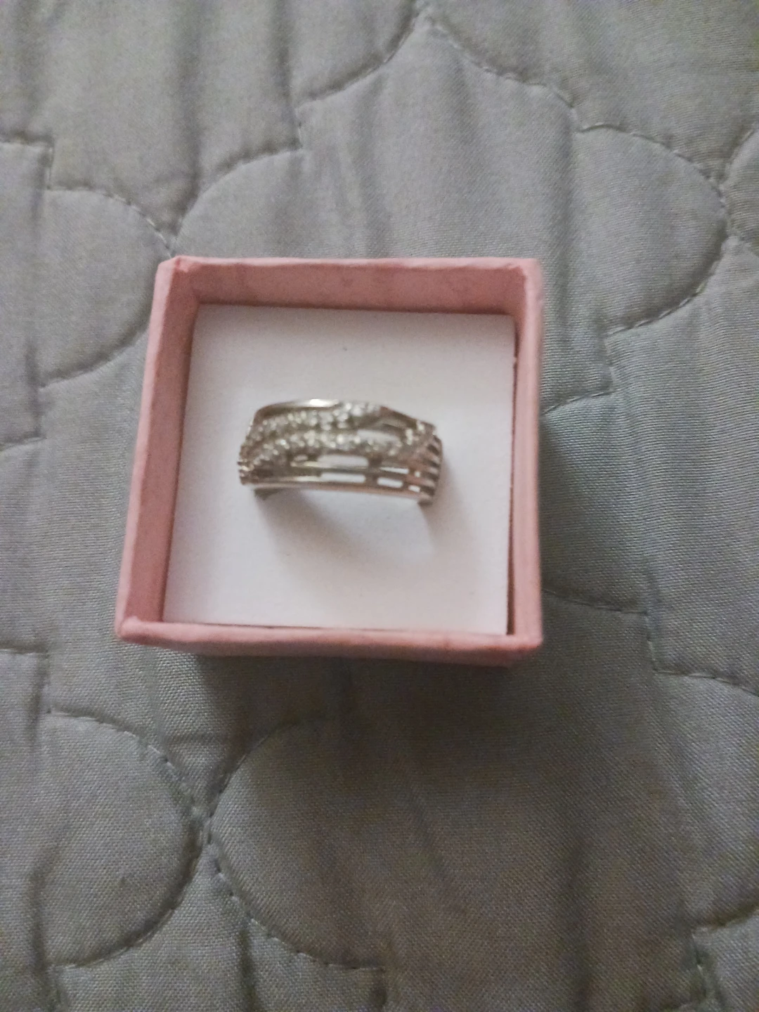 SILVER RING  STAMP  9.25  & SPARKLING CZ STONES .....😁😊😍 - photo 2