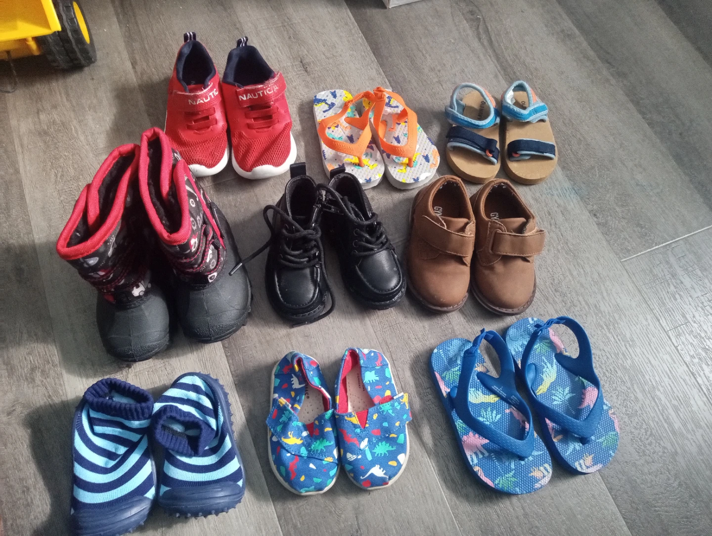 Kids clothes and shoes - photo 4