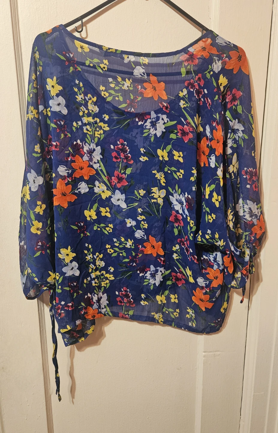 Women's blouse - photo 3