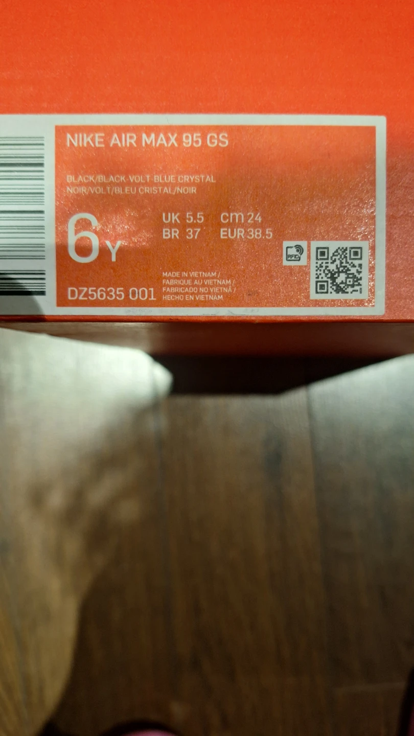 Size 6Y Nike Air Max 95 GS - photo 2