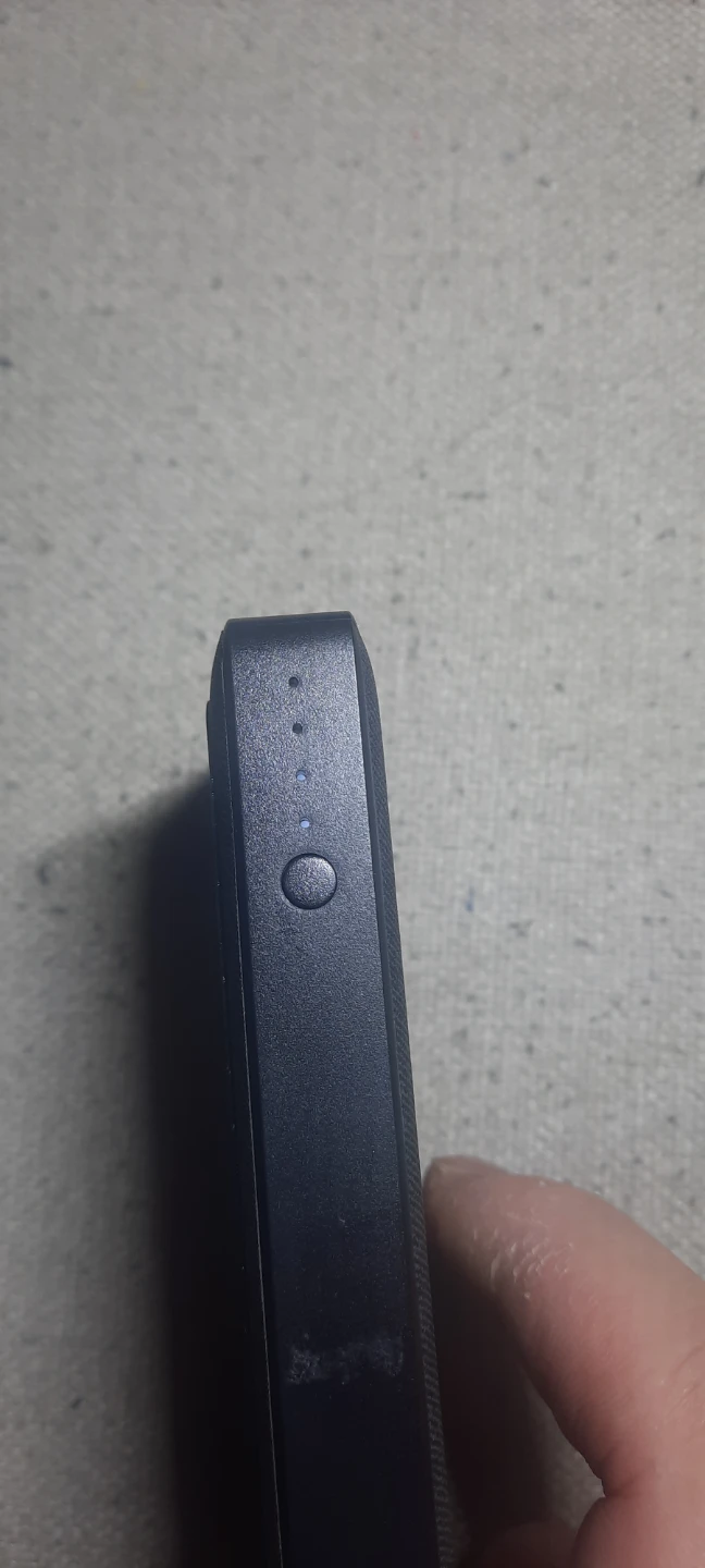 Mophie Powerstation Wireless XL Power Bank - Black 🧡 - photo 3
