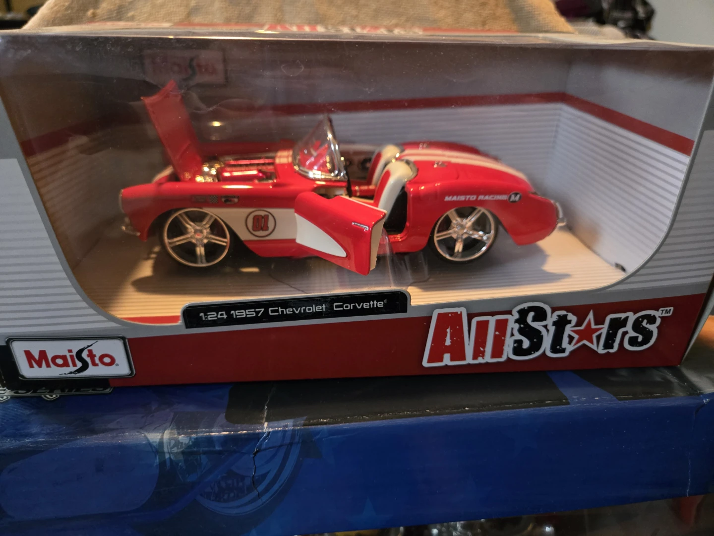 Maisto 1:24 1957 Chevrolet Corvette AllStars Special Edition - photo 5