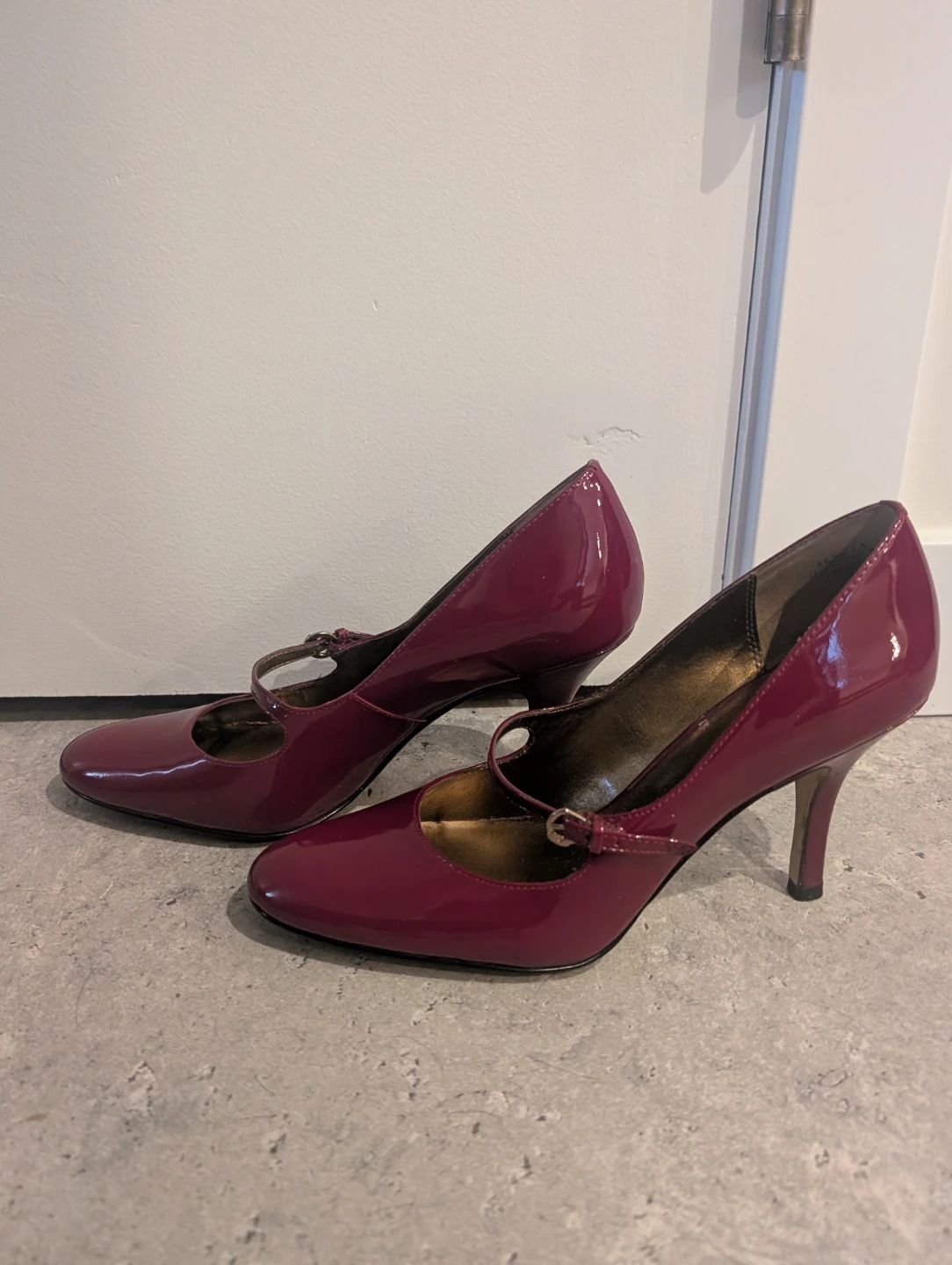 Anne Klein Women's AK Willa Heels - Burgundy Size 8M - photo 2