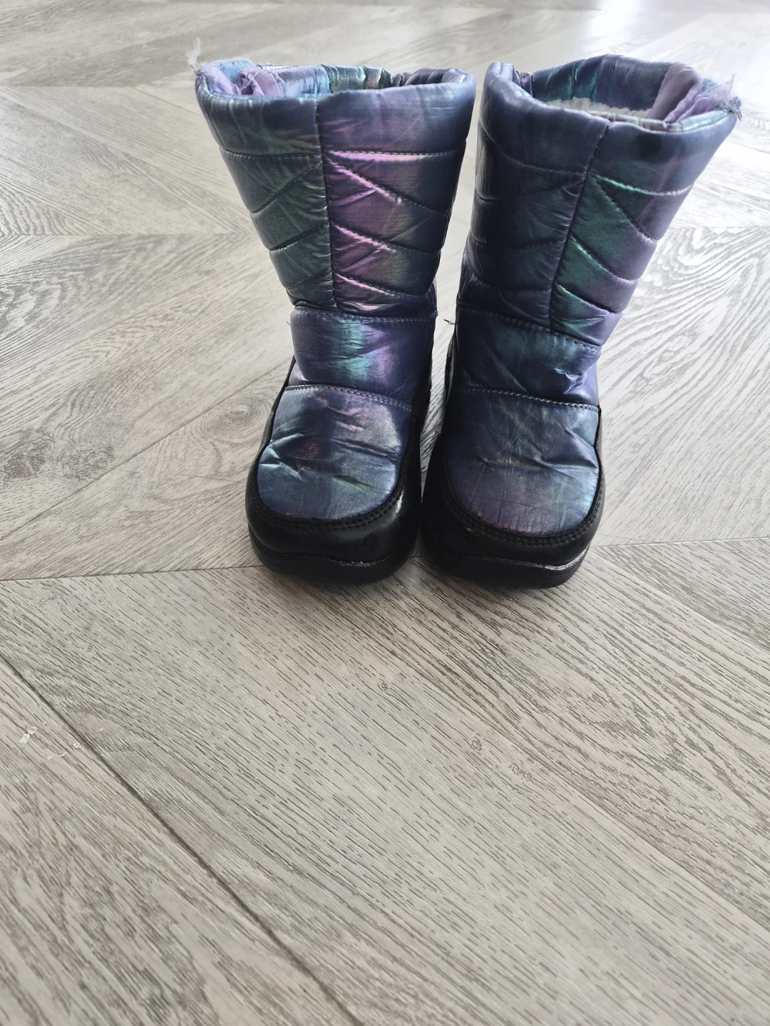 Kids Winter Boots Size 9 (US)