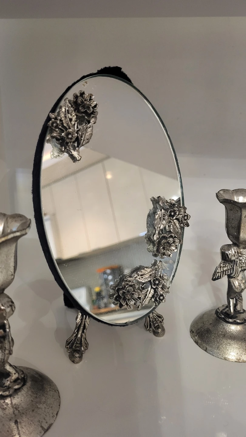 Vintage Cherub Candlestick Holder with a beautiful mirror - photo 2