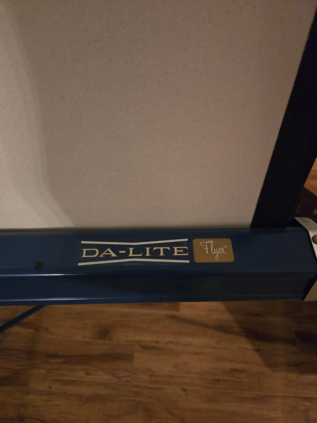 Vintage Da-Lite Flyer Projection Screen - photo 3