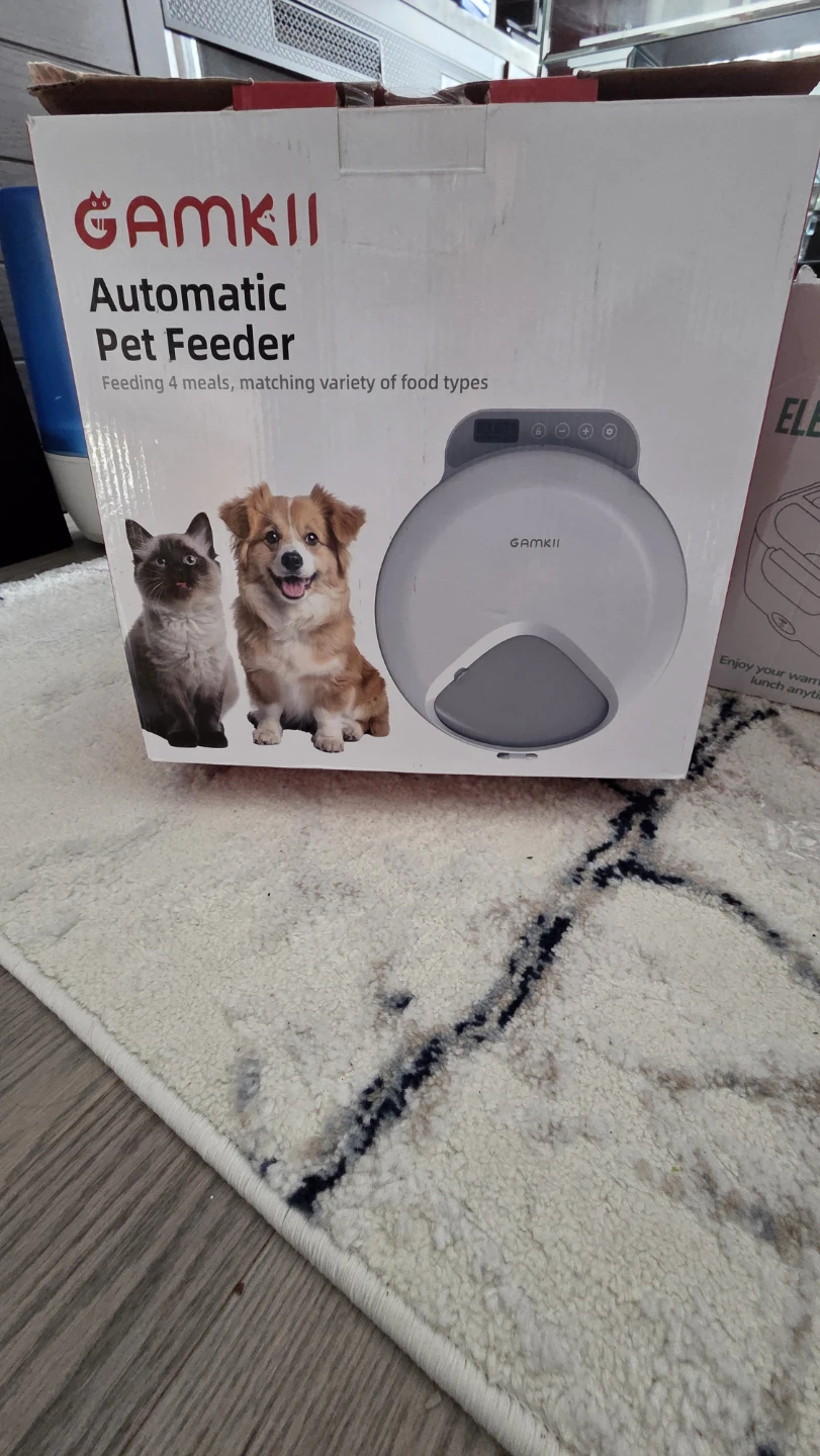 GAMKII Automatic Pet Feeder
