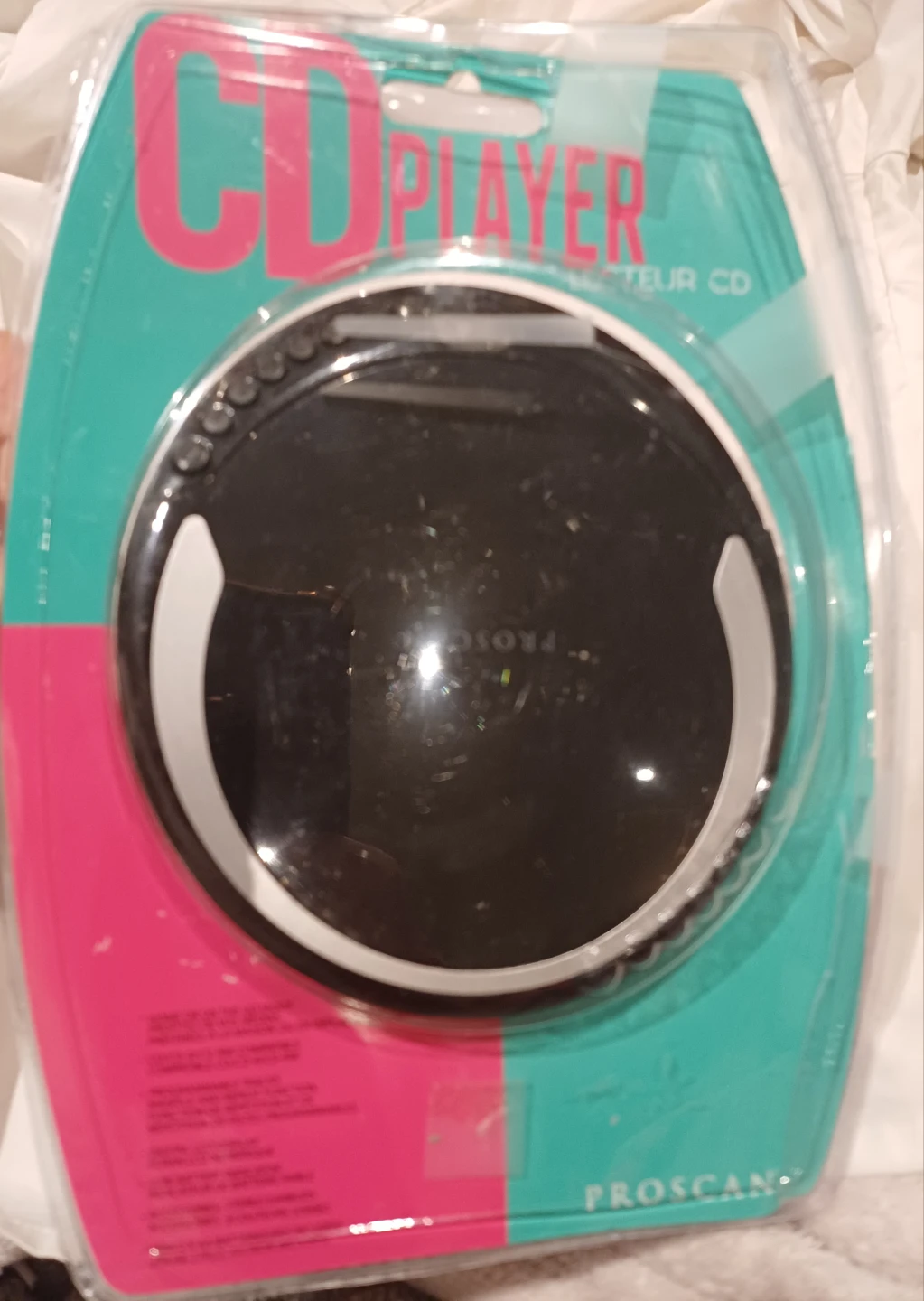 NEW Proscan Portable CD Player PCD300-BLACK 🥕