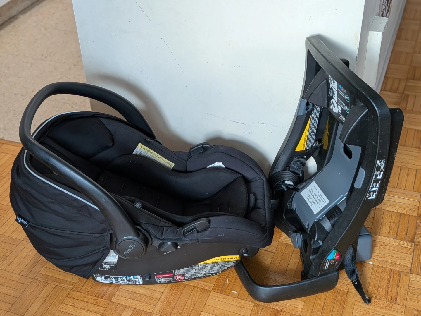 Evenflo Pivot Travel System with Car Seat - photo 2