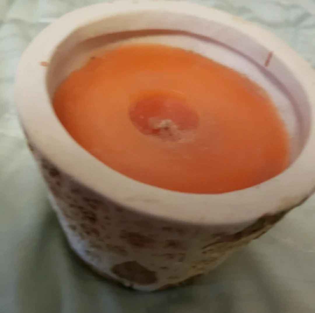 Candle in Textured Pot - photo 2