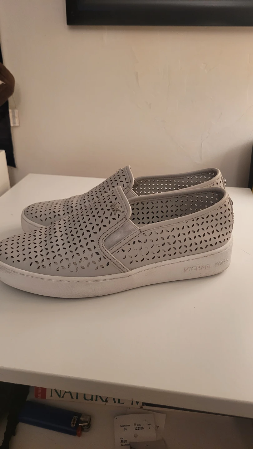 M Kors Women's Slip-Ons Size 6.5 - photo 4