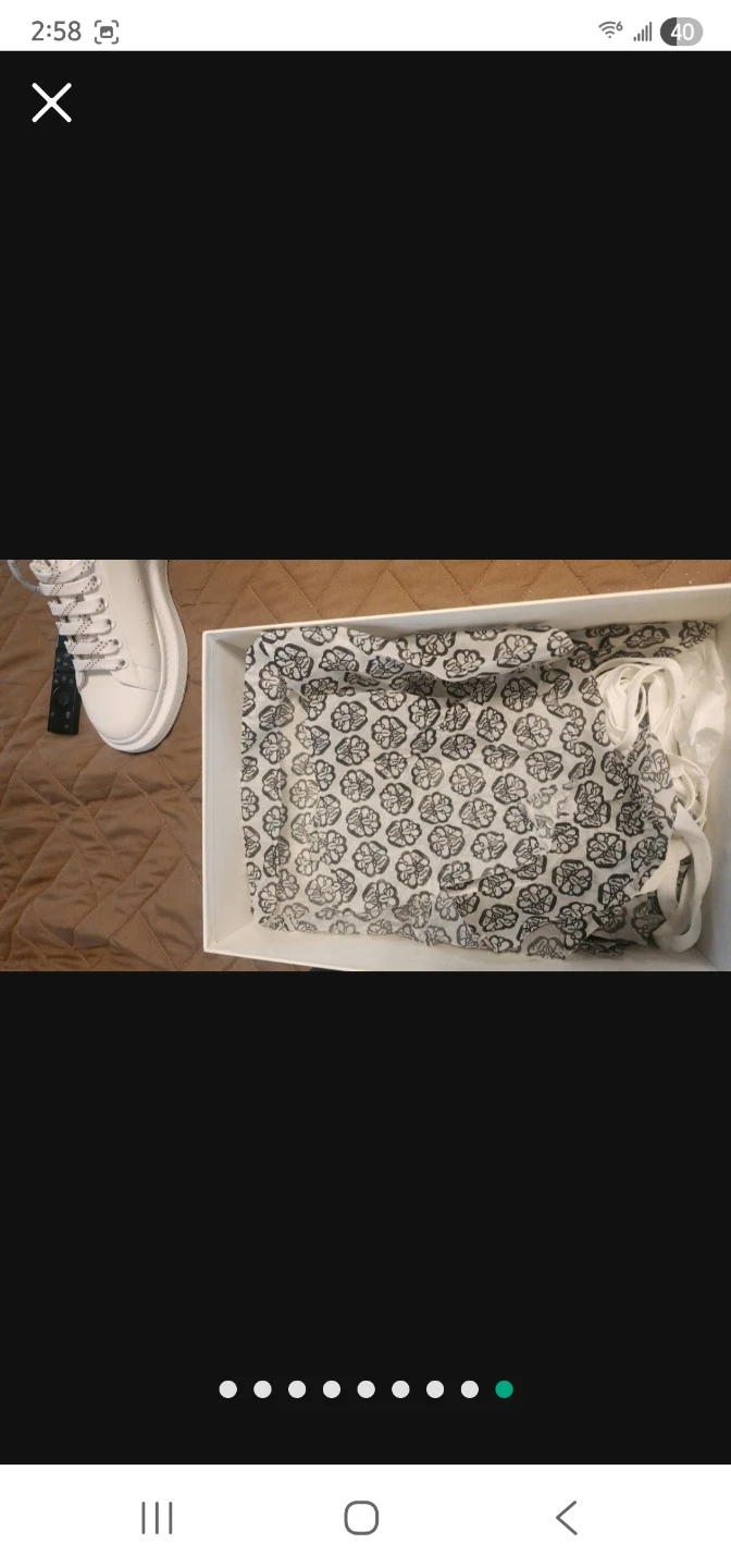 Alexander McQueen Oversized Sneakers White Crocodile Detail - photo 5