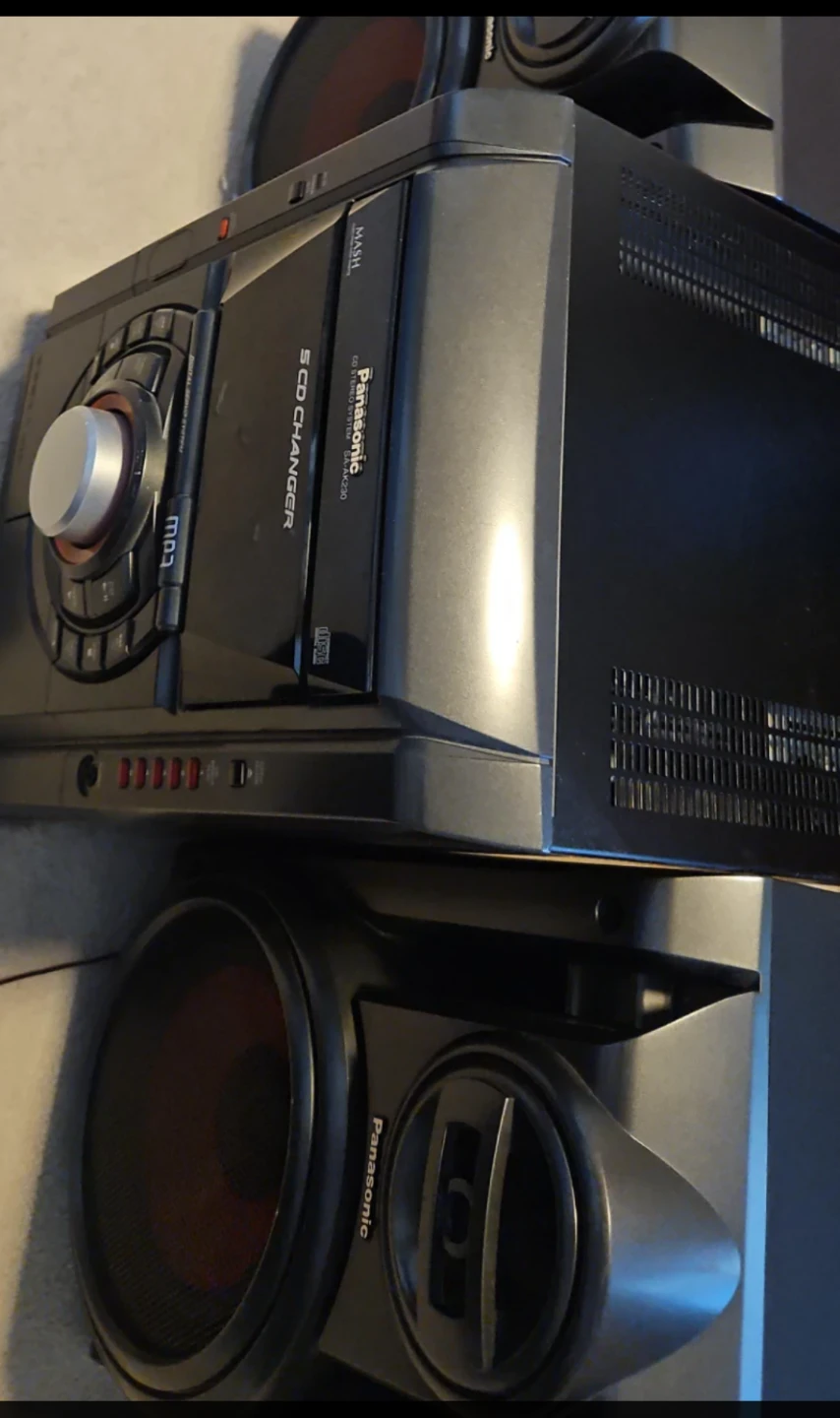 Panasonic CD Stereo System SA-AK230