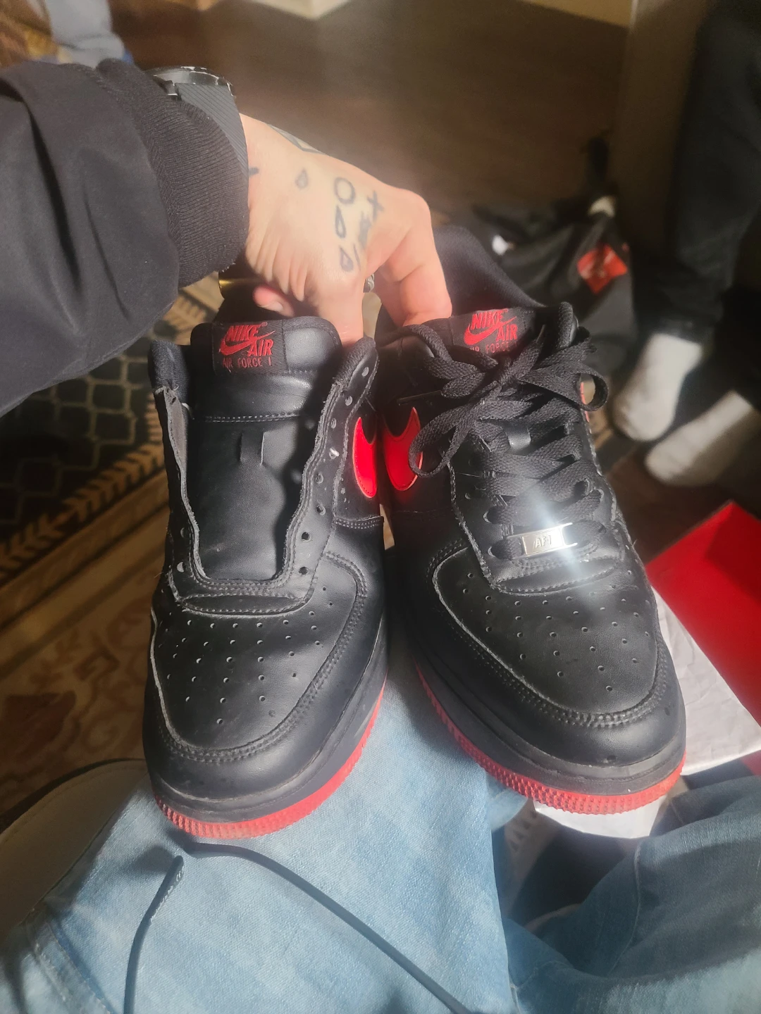 Nike Air Force 1 Low Black Red