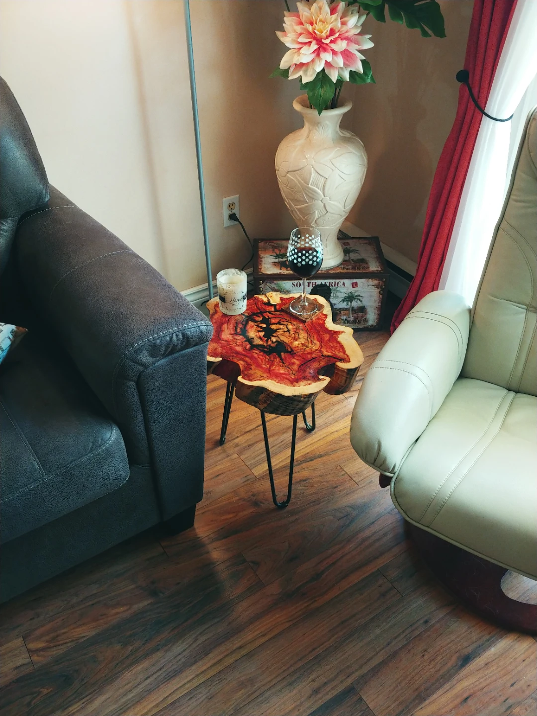 Live Edge Wood Slice Side Table - photo 2