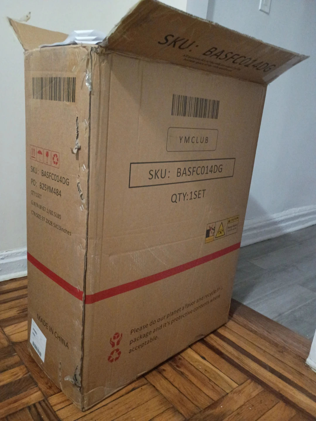 YMCLUB SOFA BED - New in Box - photo 2