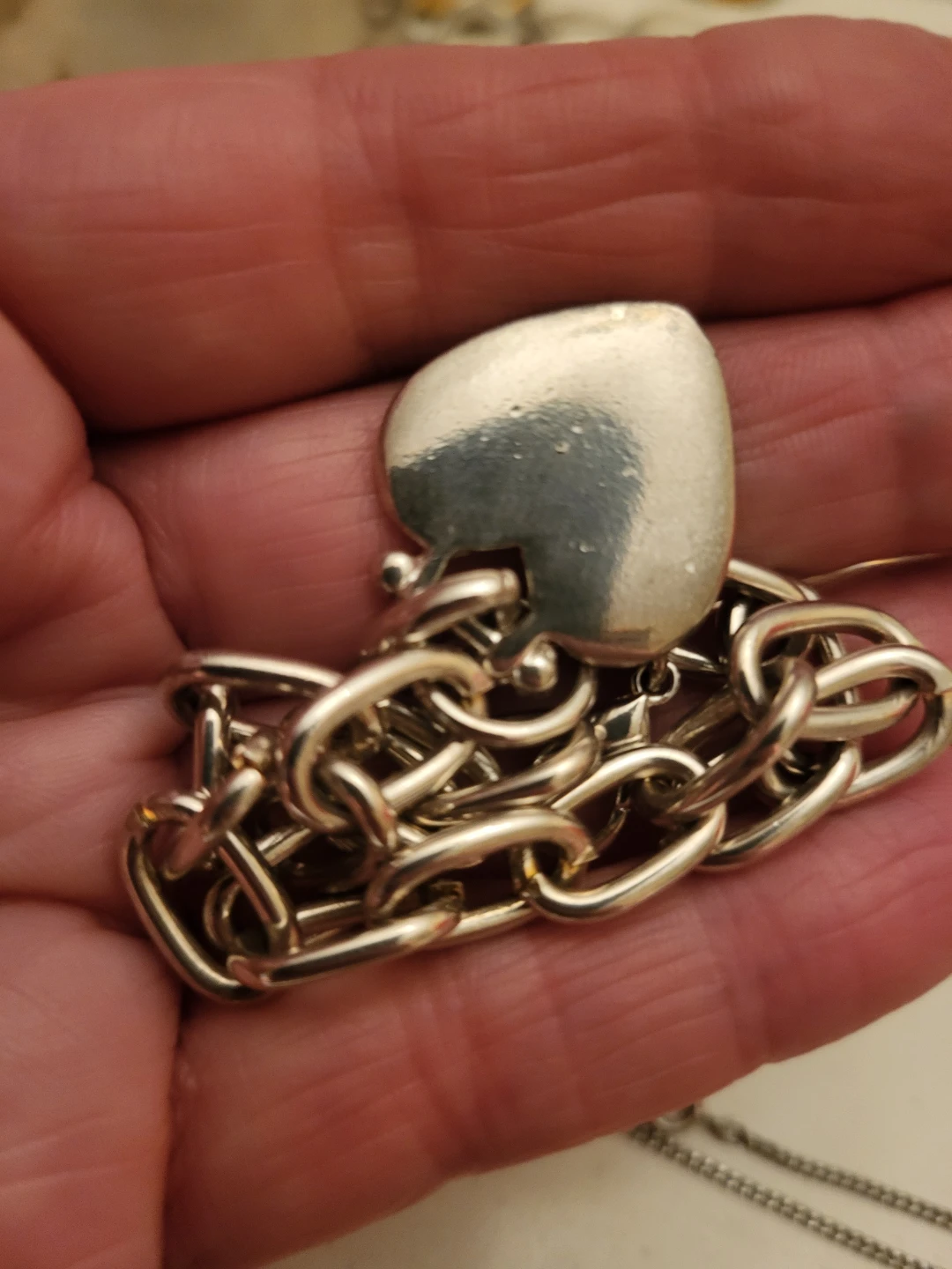 Silver-Tone Heart Charm Bracelet - photo 3
