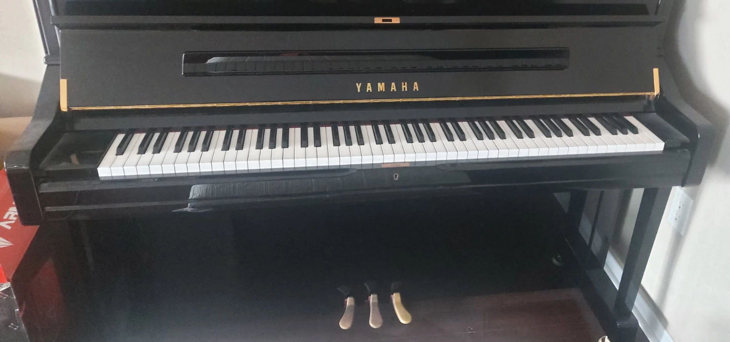 Yamaha Upright Piano Model U1