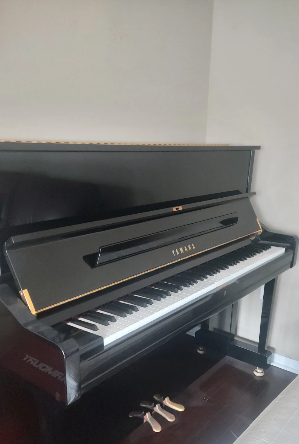 Yamaha Upright Piano Model U1 - photo 3