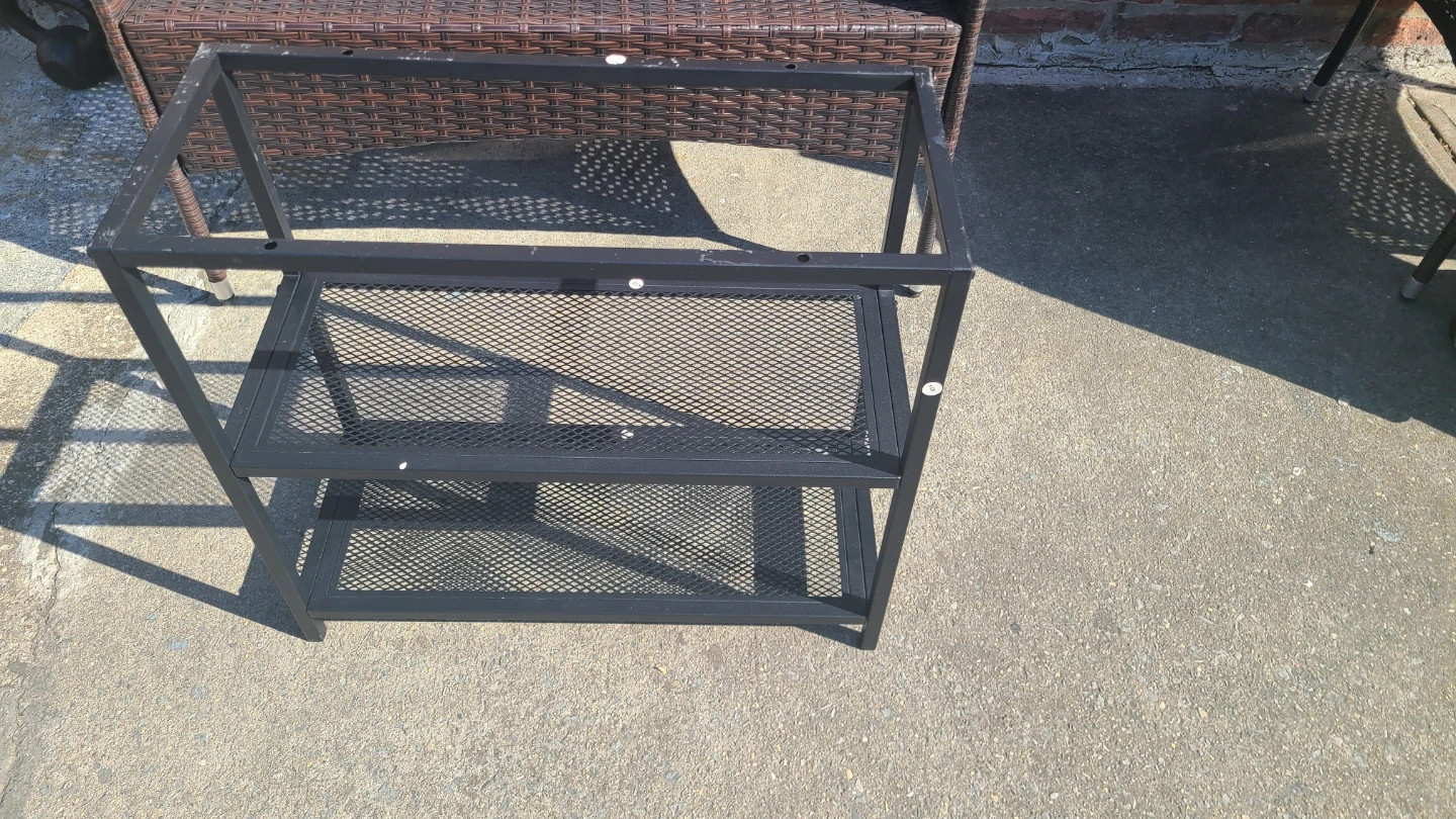Black Metal 2-Tier Shelf Unit