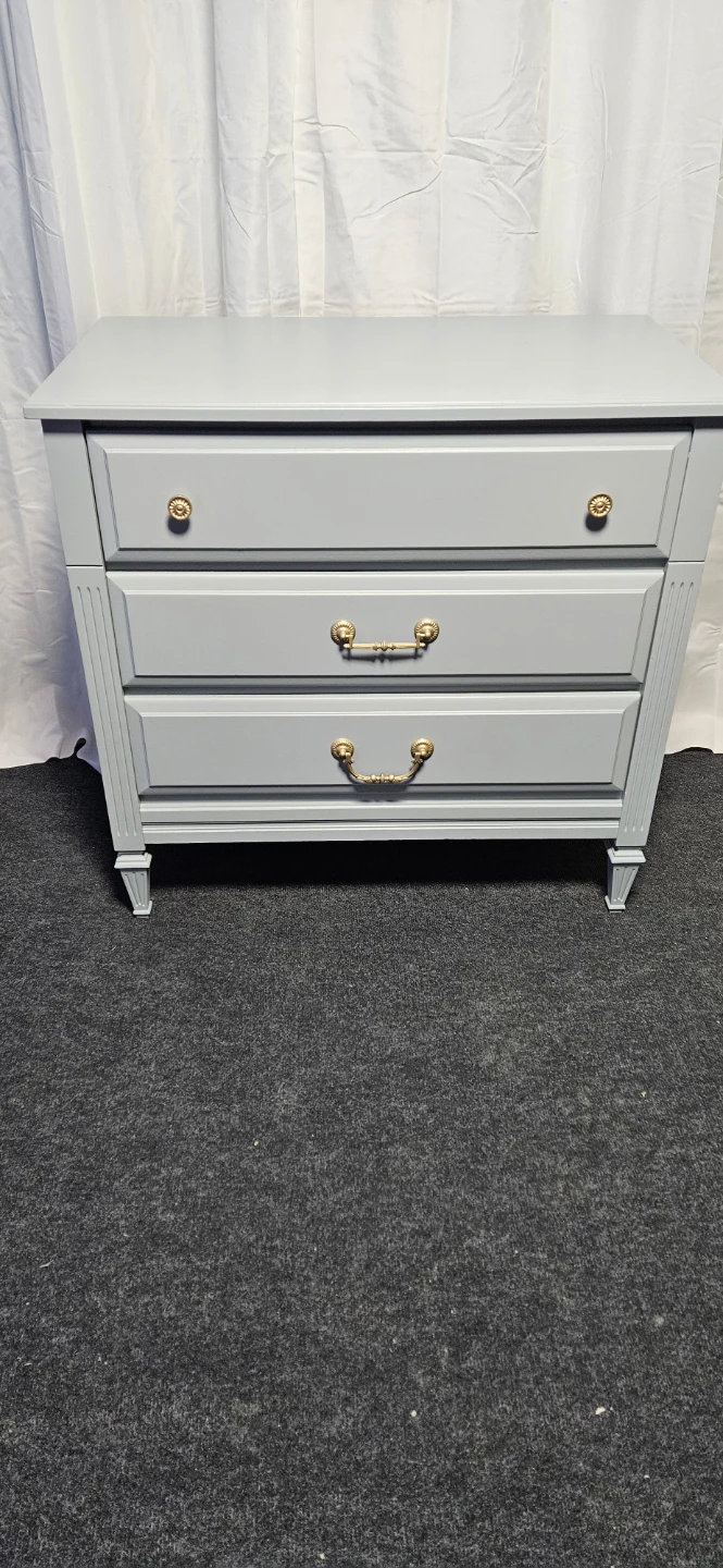 Grey 3-Drawer Dresser with Gold Hardware