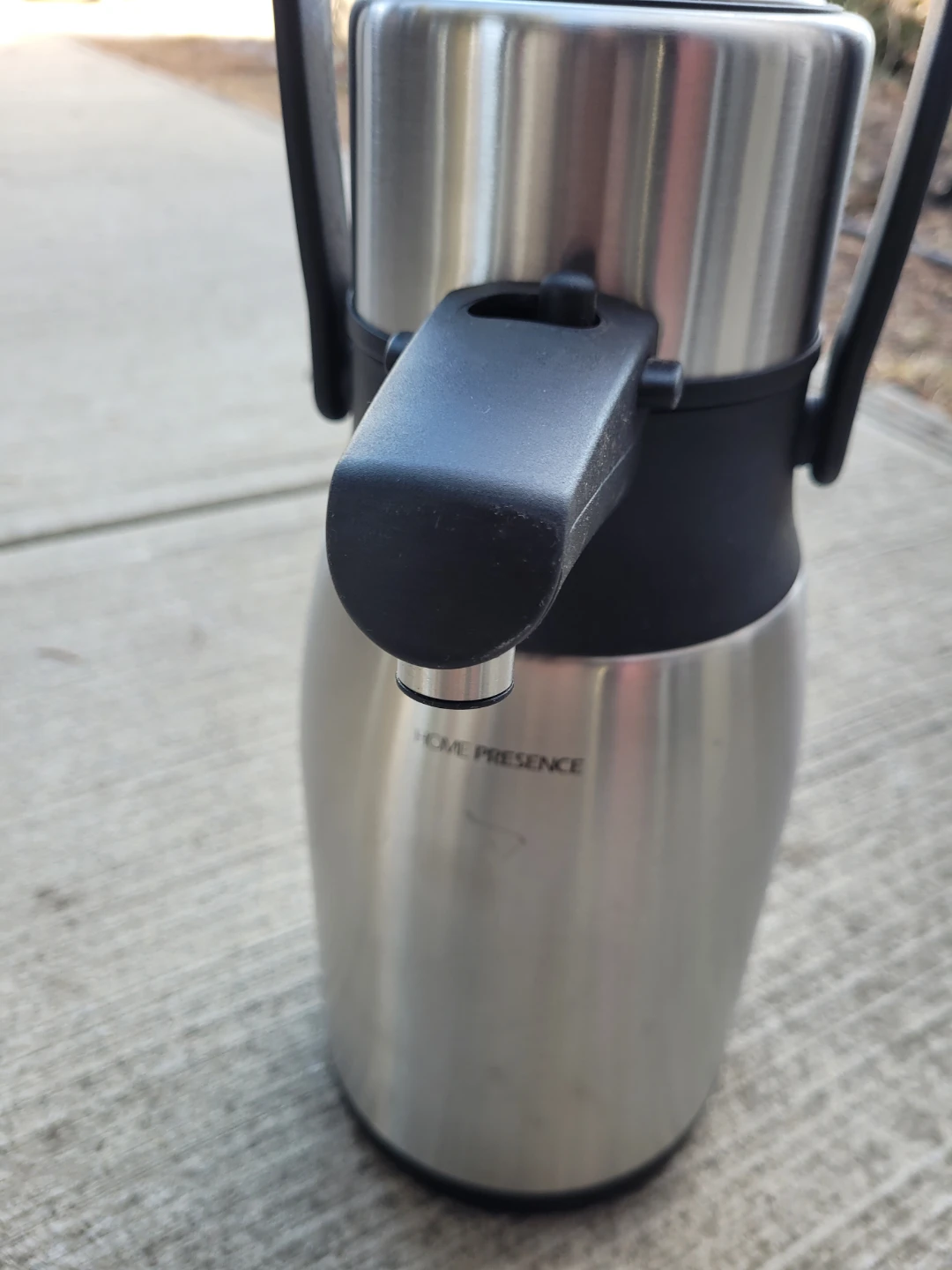 Home presence Coffee dispenser