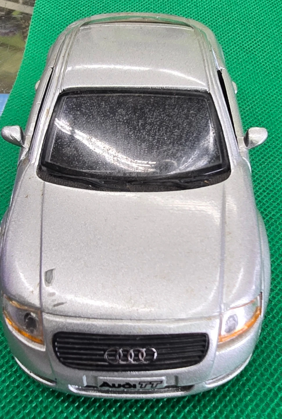 🚗 Audi TT die-cast model – $9 - photo 2