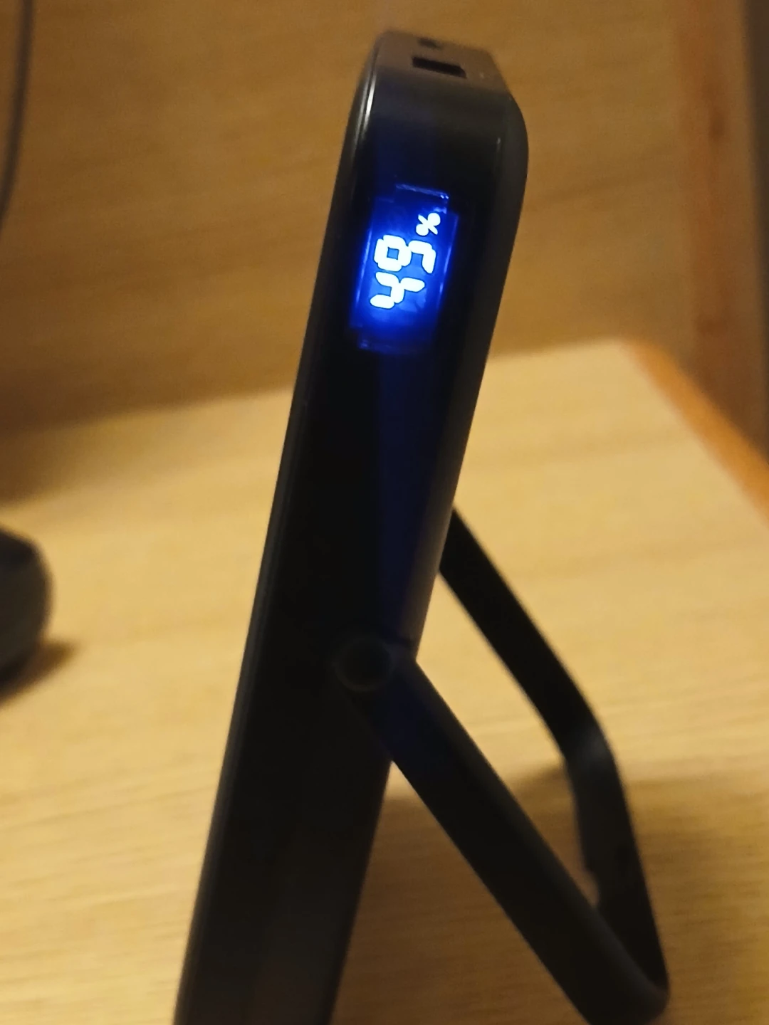 Black Portable Magnetic Wireless Power Bank with Display - photo 2
