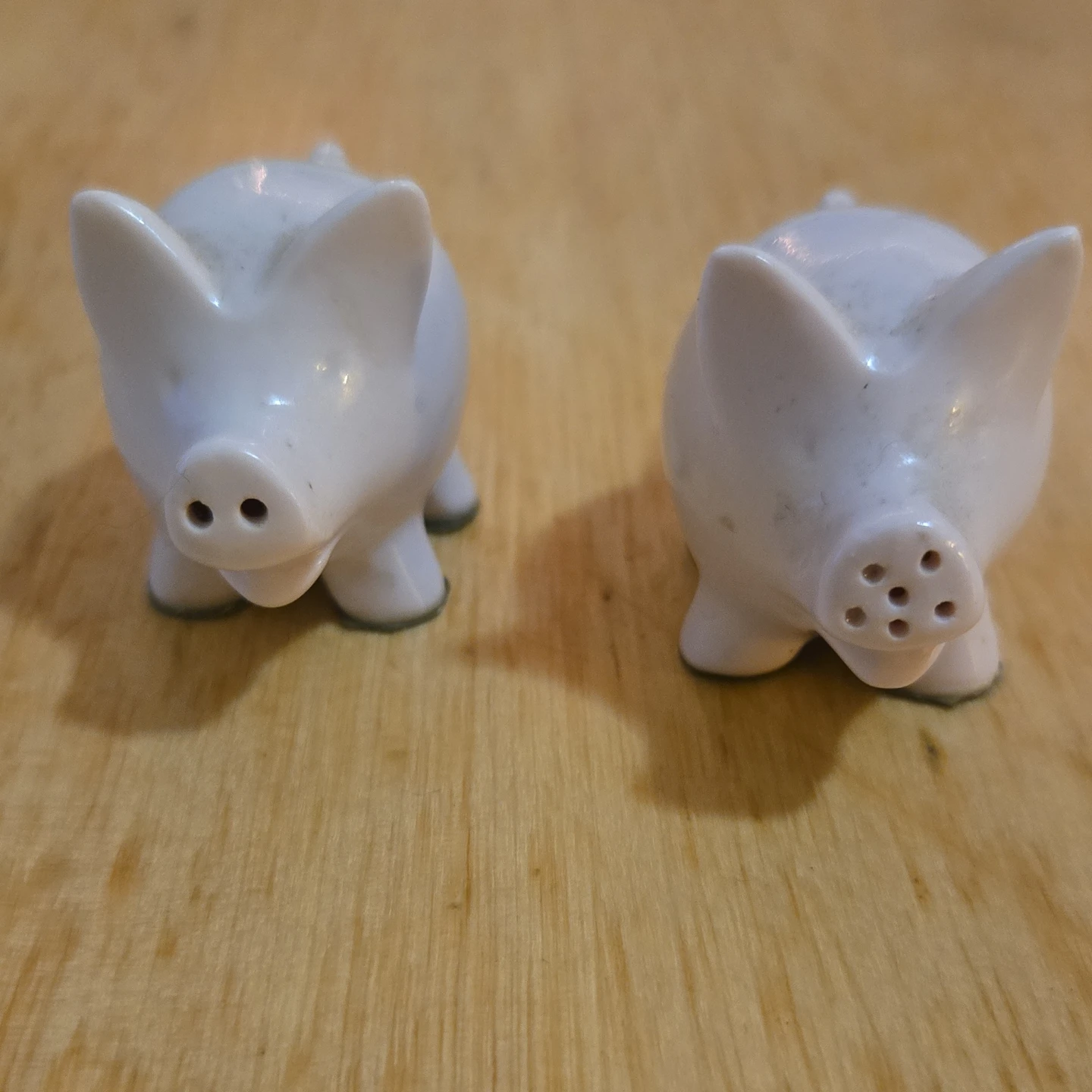 Pair of Ceramic Piggy Salt and Pepper Shakers