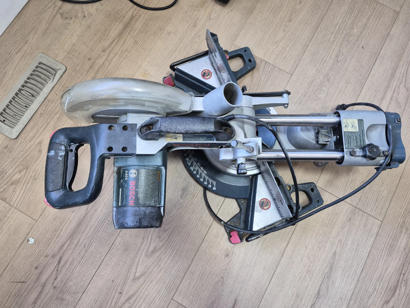 Bosch Compound Miter Saw - photo 2