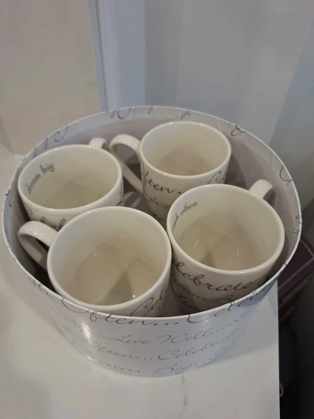 Beautiful Bowring Mugs Set - photo 2