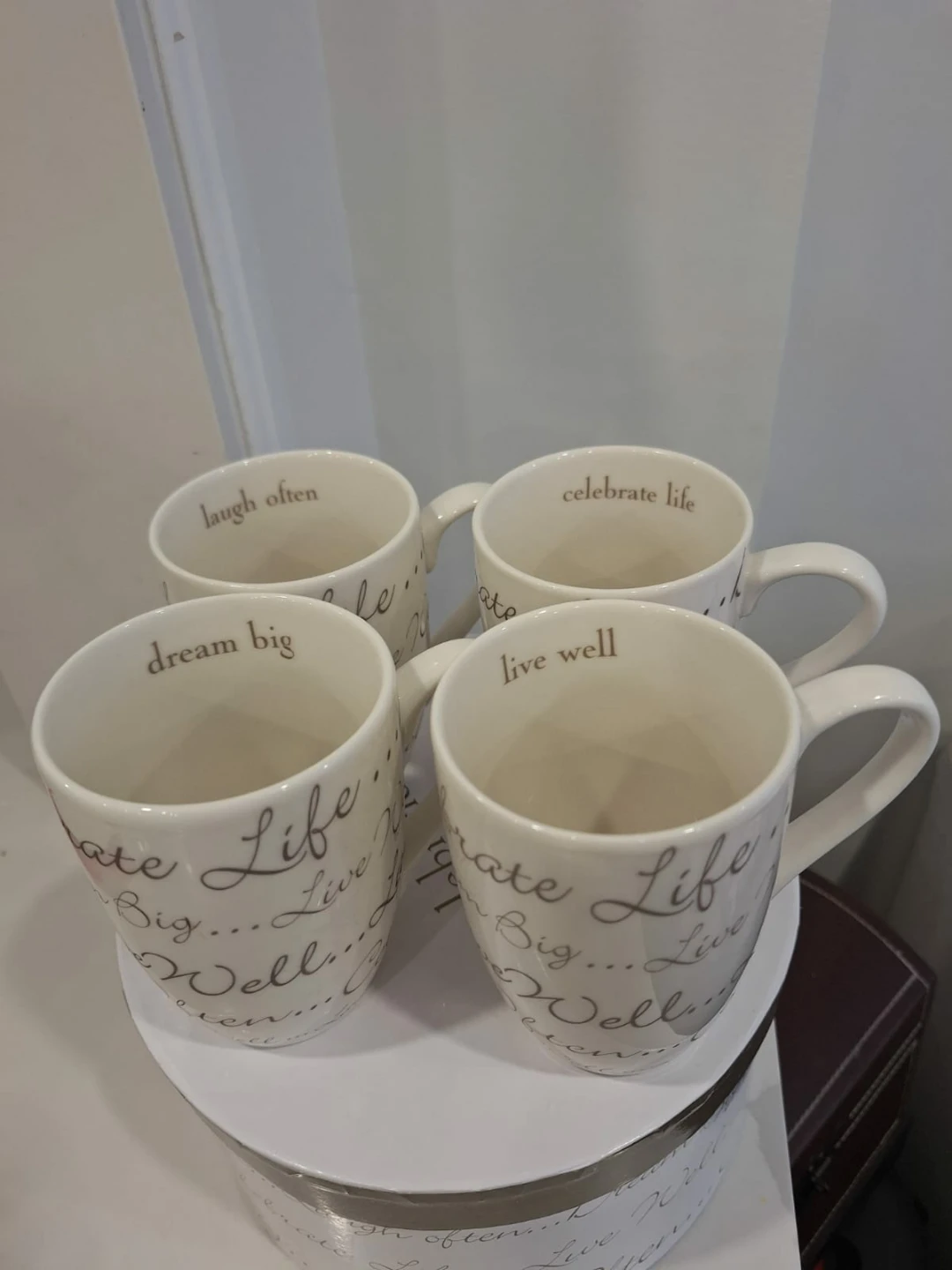 Beautiful Bowring Mugs Set - photo 3