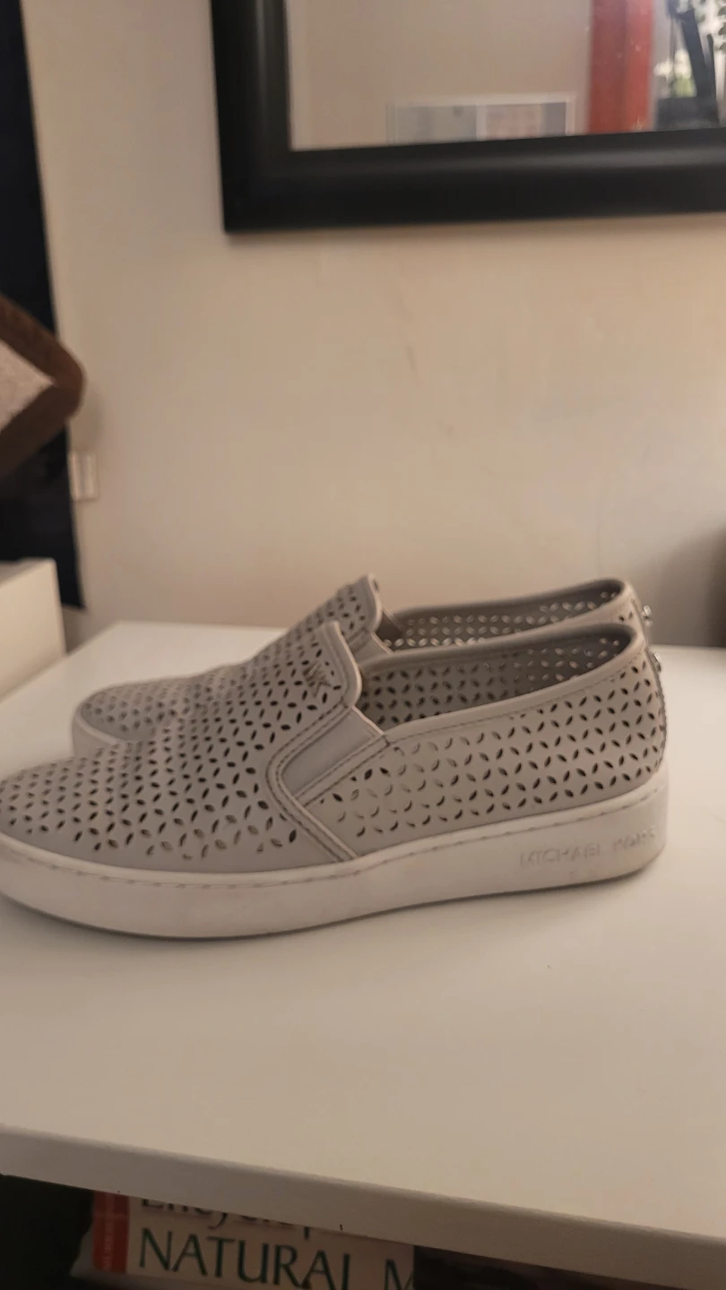 M Kors Women's Slip-Ons Size 6.5 - photo 5