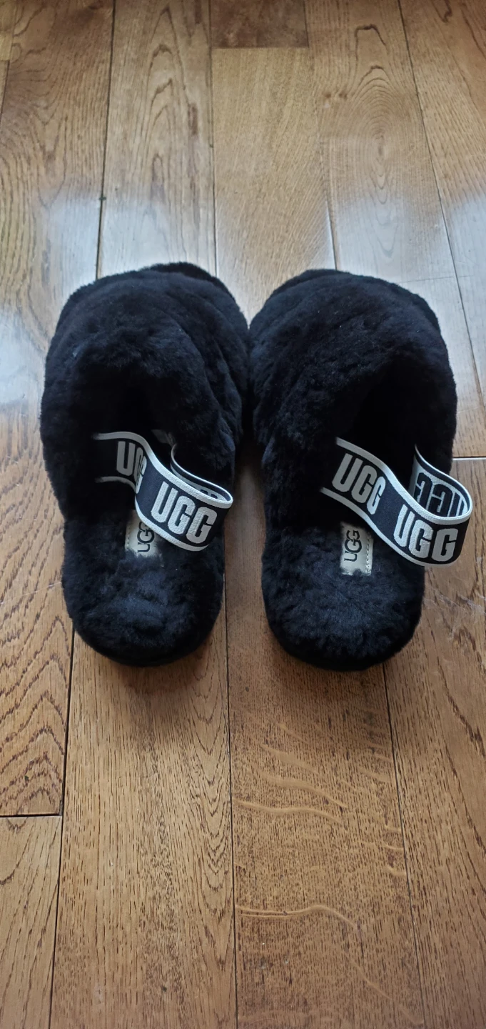 UGG Fluff Yeah Slide Sandals Black Size 6 - photo 2