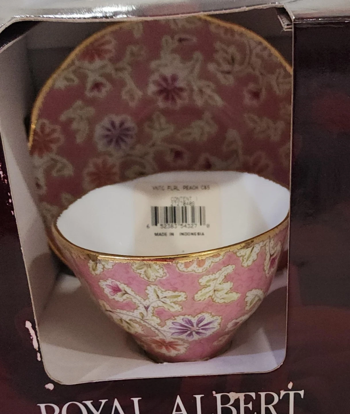 Royal Albert "Peach" Teacup and Saucer Set