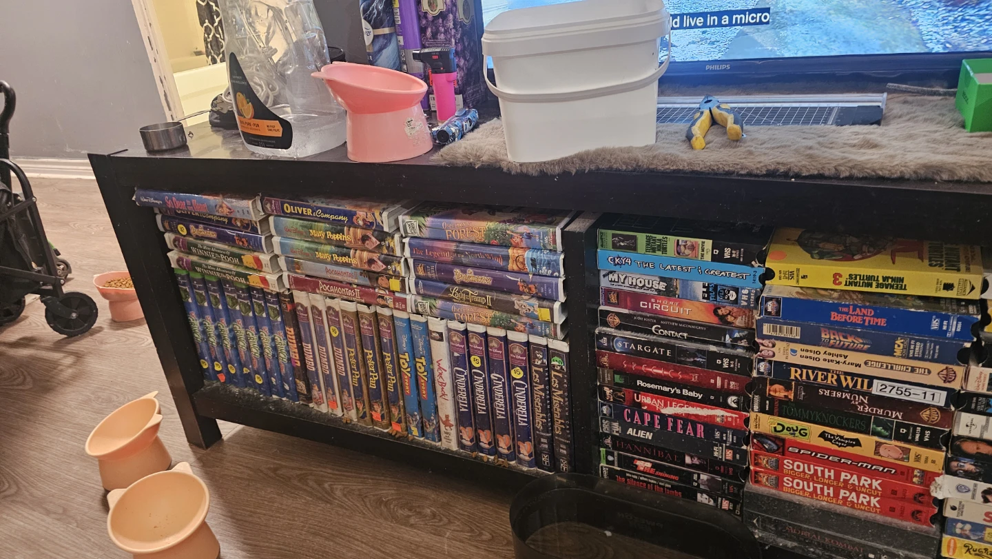 Assorted VHS Movie Collection - photo 3