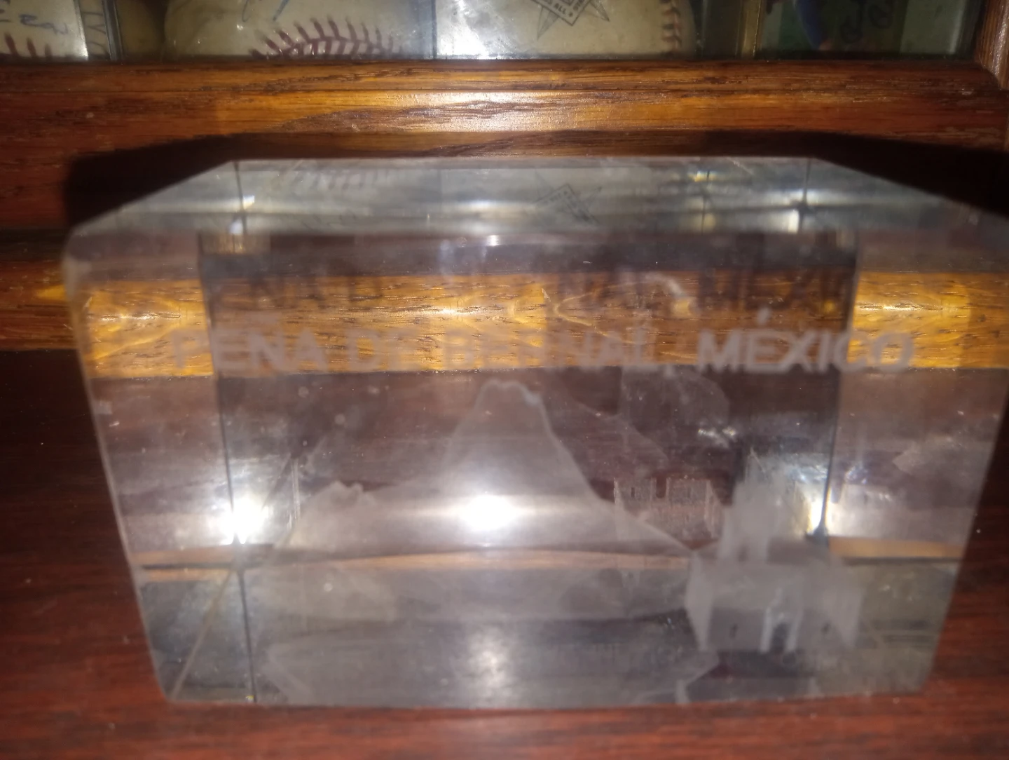 Glass Souvenir Paperweight Mexico City - photo 2