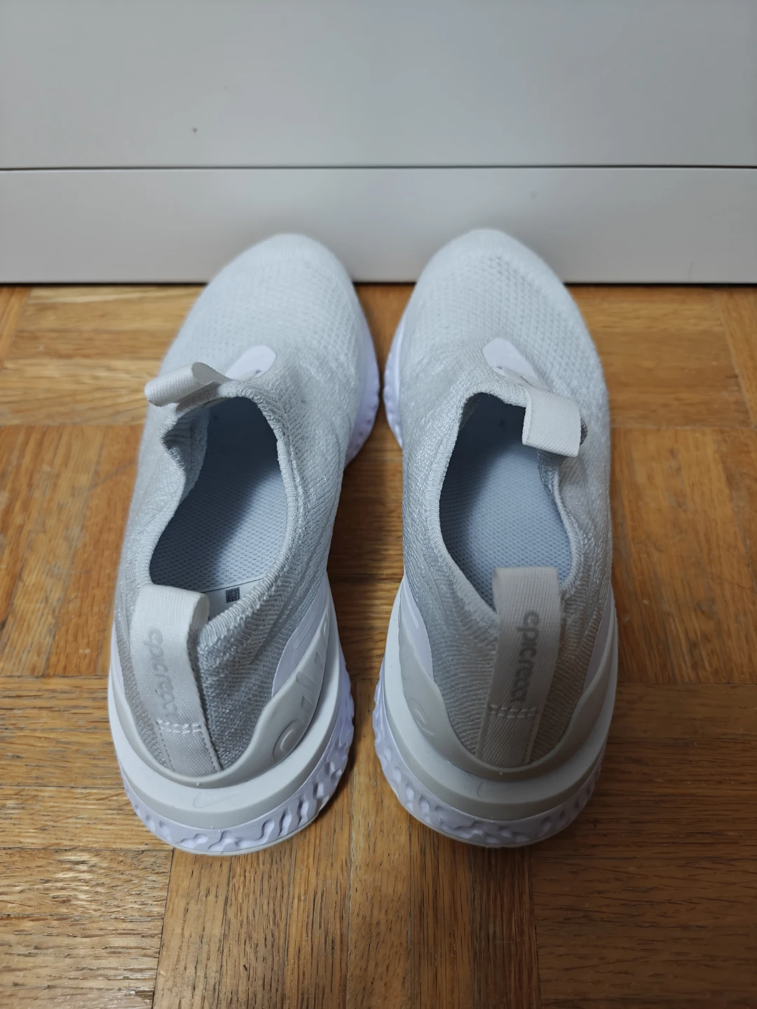 Nike Epic Phantom React Flyknit 2 (White) - Women Size US 7 - photo 2