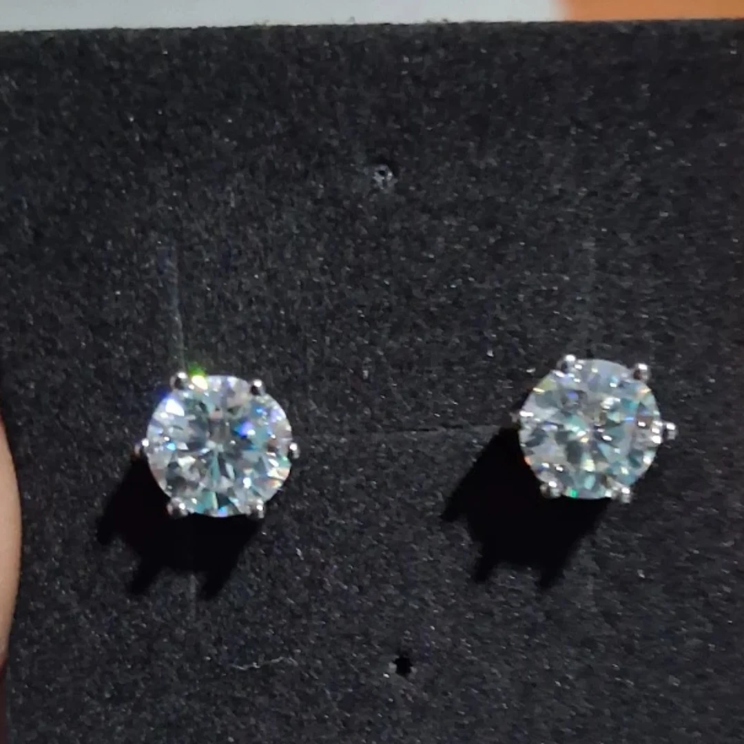 Moissanite Round Brilliant Gemstone with GRA Certificate - photo 3