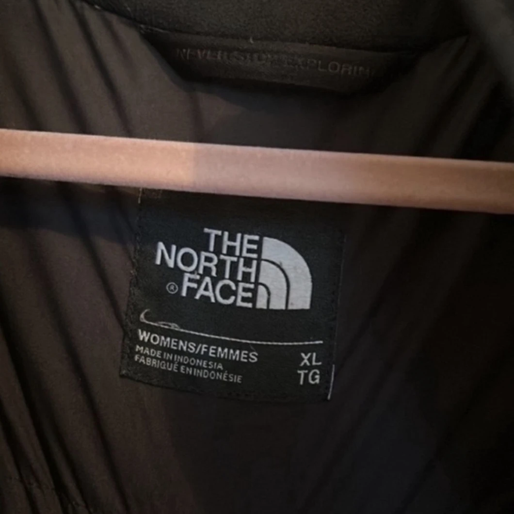 Women's North Face Black Coat - photo 4