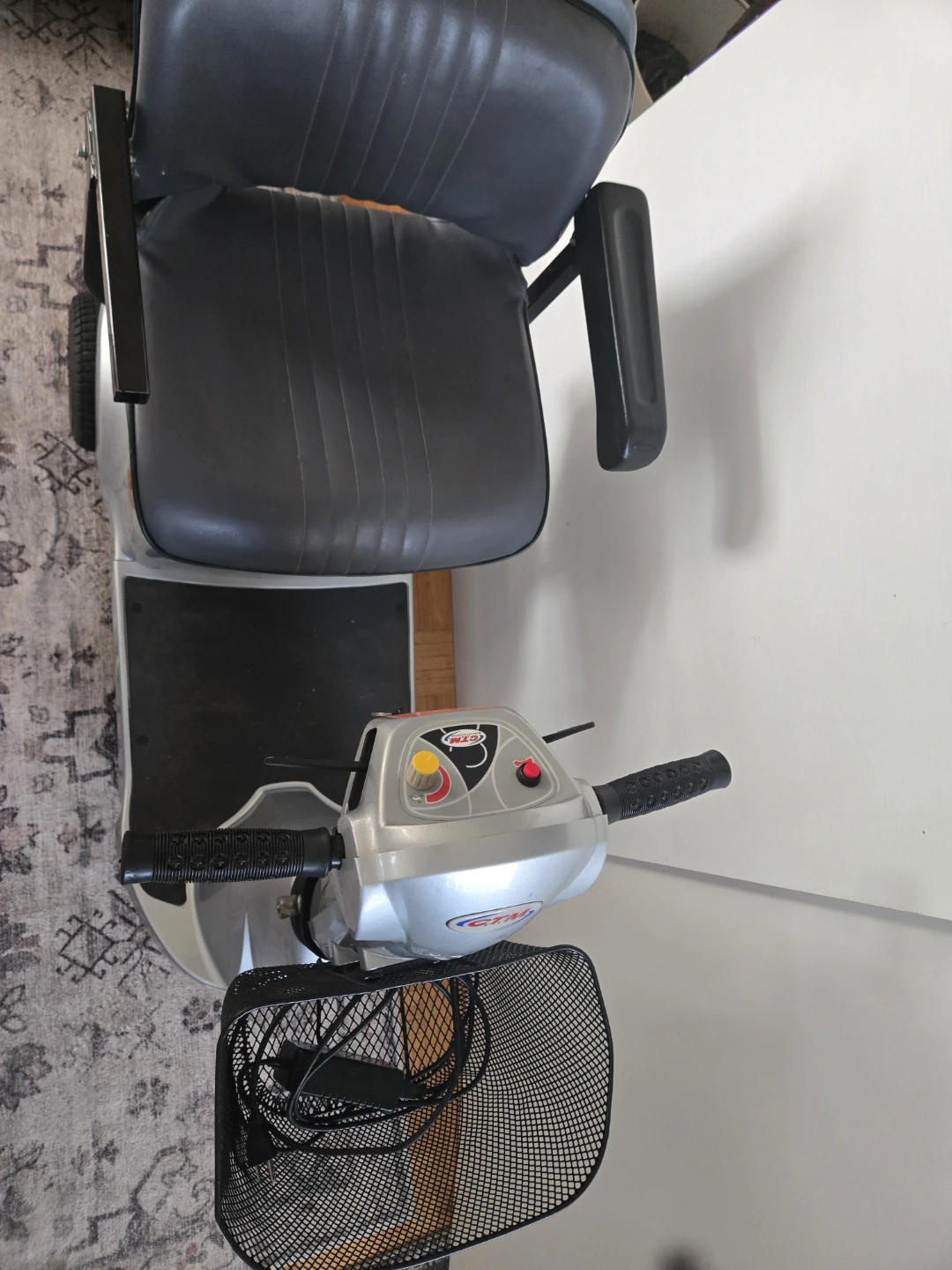 Economy Three Wheel Mobility Scooter - photo 5