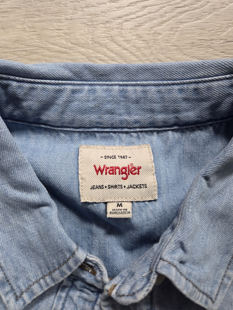 Wrangler Denim Button-Up Shirt - Light Wash - Size M - photo 2