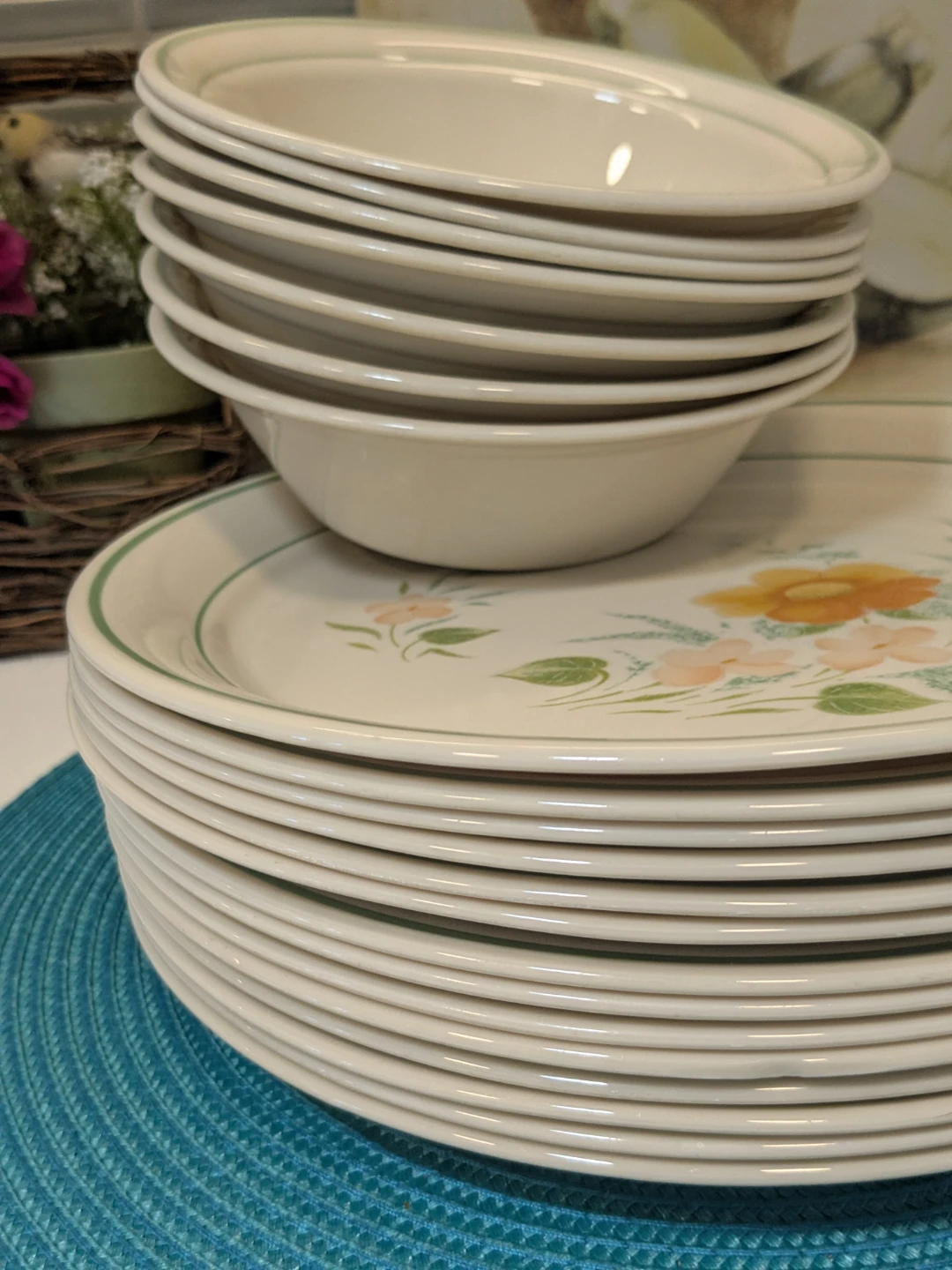 Corelle Dinner Plates and Bowls Set - Floral Pattern - photo 4