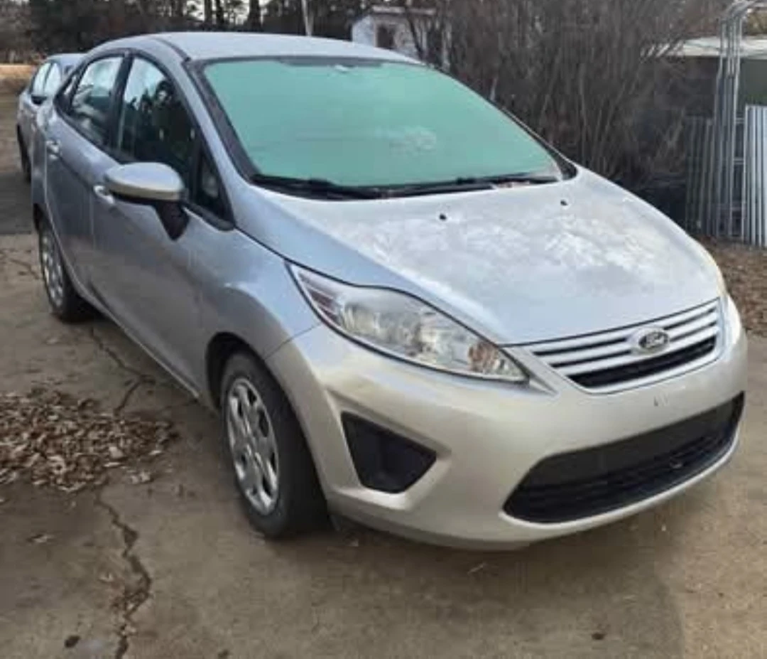 Silver Ford Fiesta Sedan - photo 3