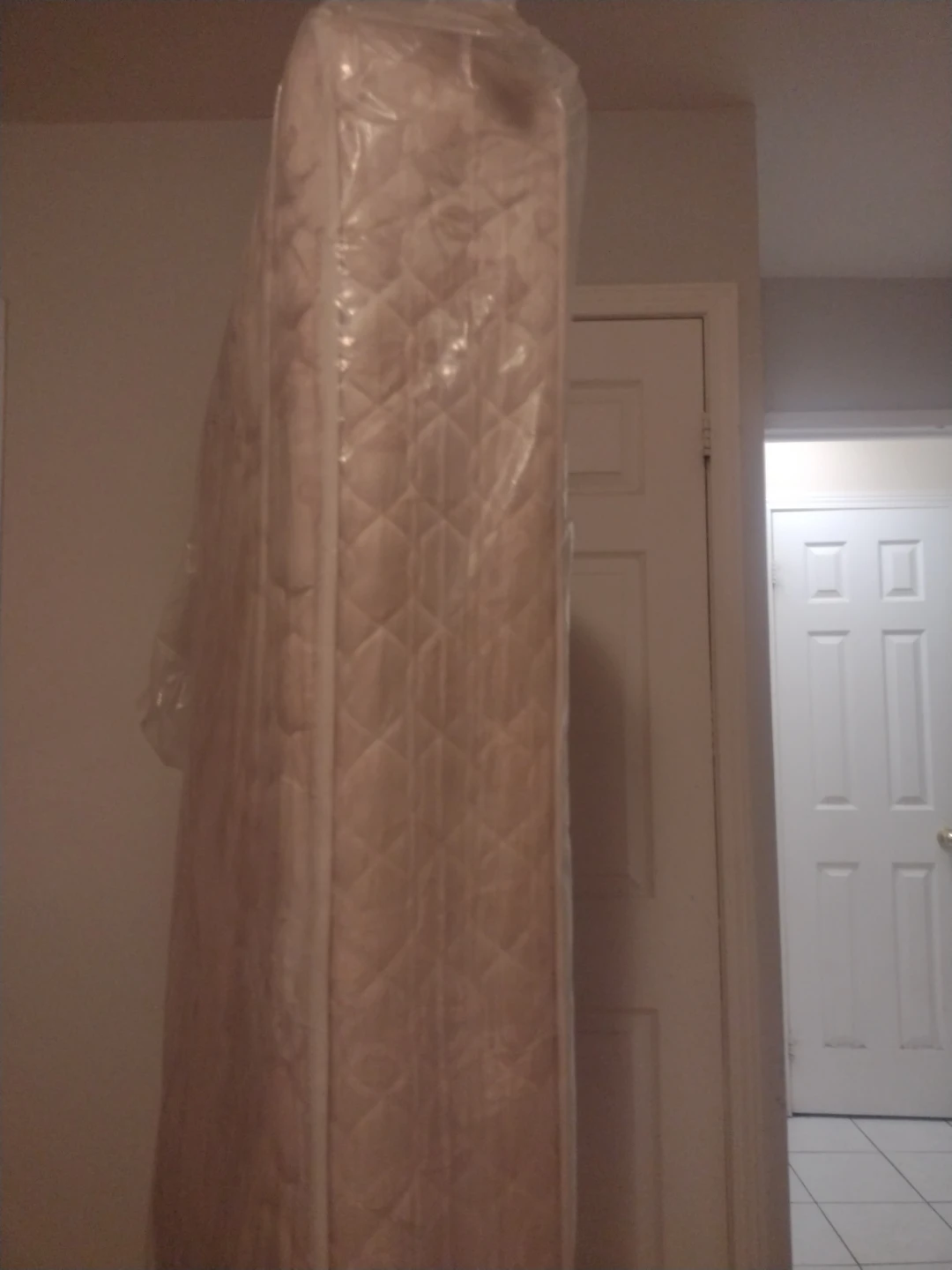 Mattress - standard twin size - photo 2