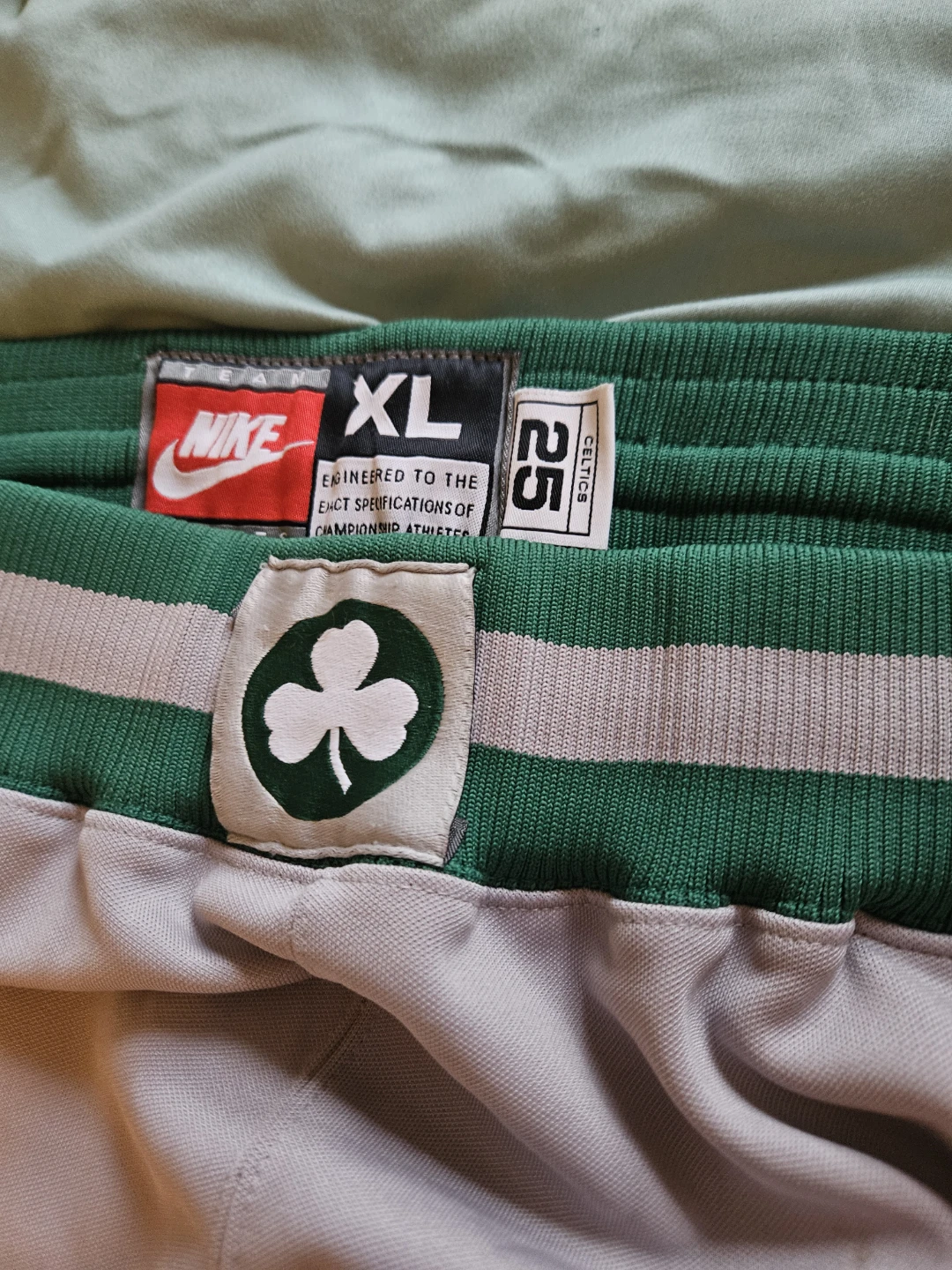 Nike Boston Celtics NBA Track Pants XL - photo 4
