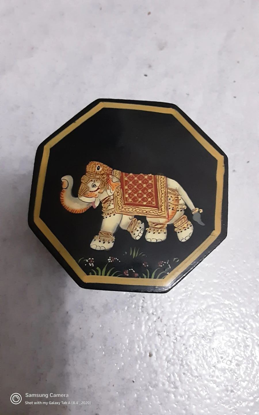 Lacquer Elephant Box